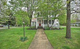 Historic Westfield Home 2 Mi To Lake Erie!